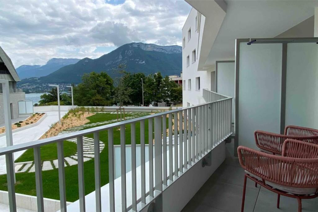 Le Bohème Beau T2 vue lac&montagnes + garage Annecy Extérieur photo
